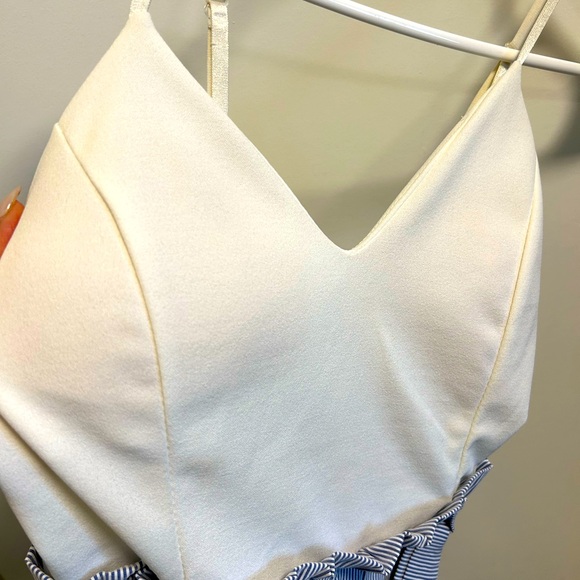 Brand New Ladies European Jumpsuit - Picture 4 of 9